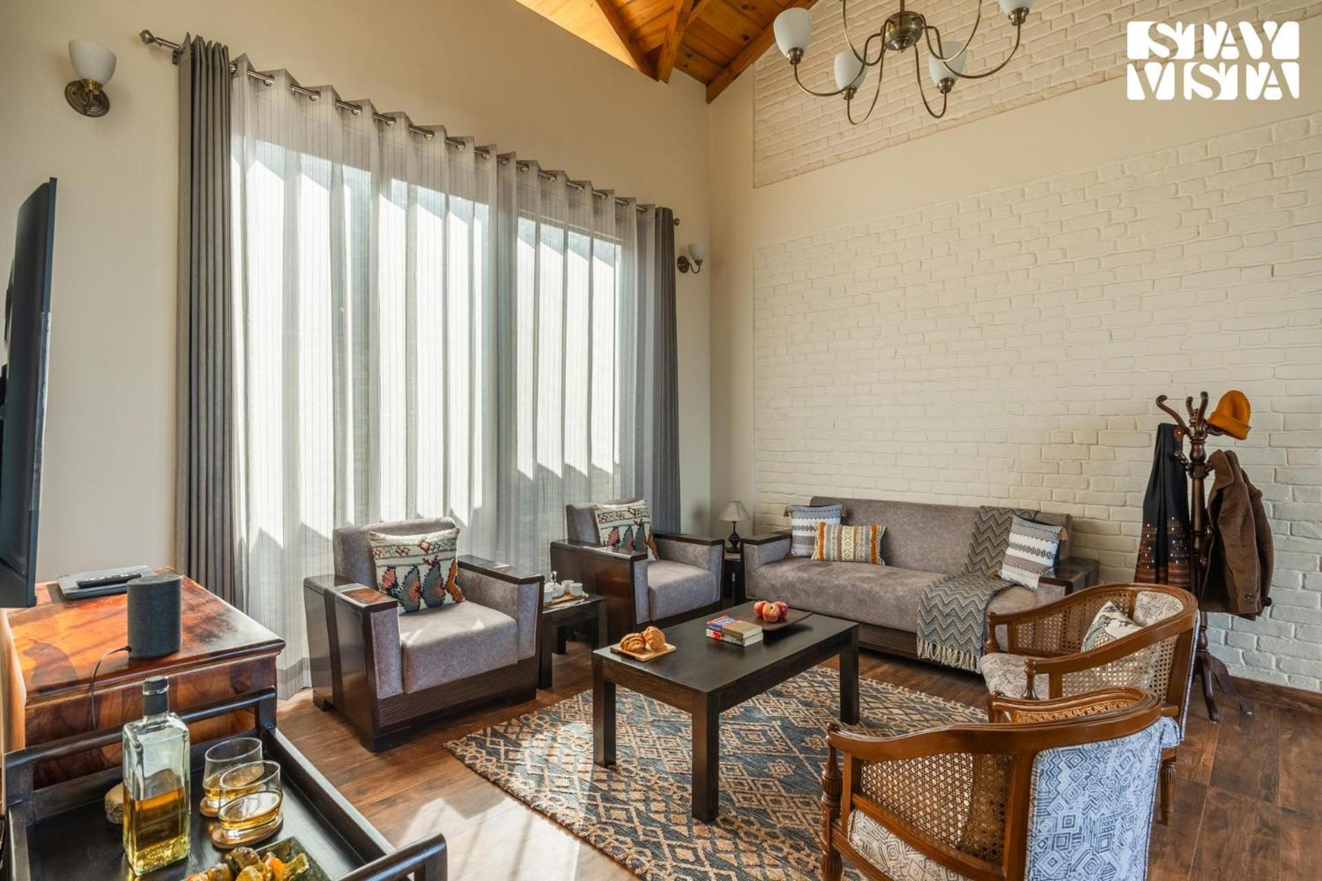 Stayvista At Amulyam Villa With Lawn & Bonfire Mukteshwar Exteriér fotografie